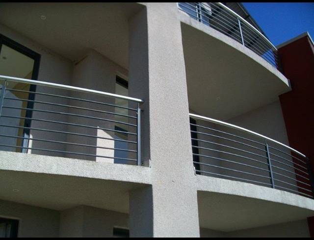 2 BEDROOM PROPERTY TO RENT IN ROOIHUISKRAAL